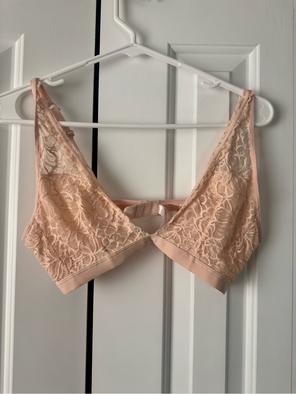 Soma Lace Bralette in Pale Peach